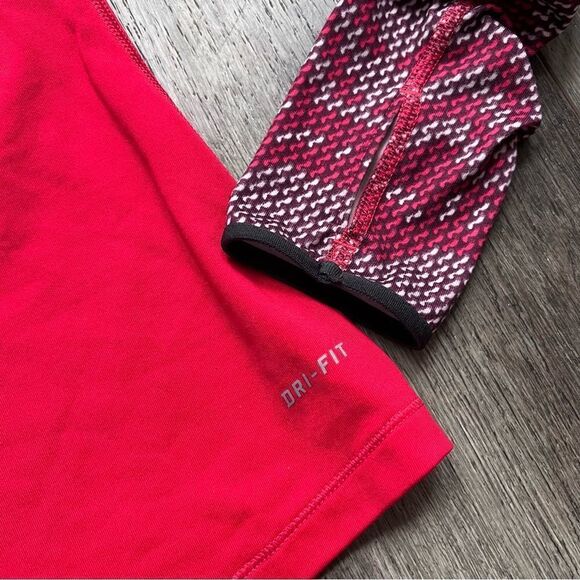 Nike Pro Dri-Fit Long Sleeve 1/2 Zip Pullover Running Top Red Pattern Size Small - Picture 8 of 11